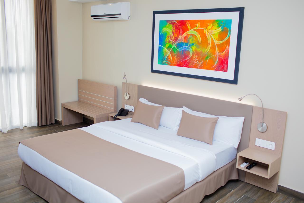 Fly Hotel Libreville Kültér fotó