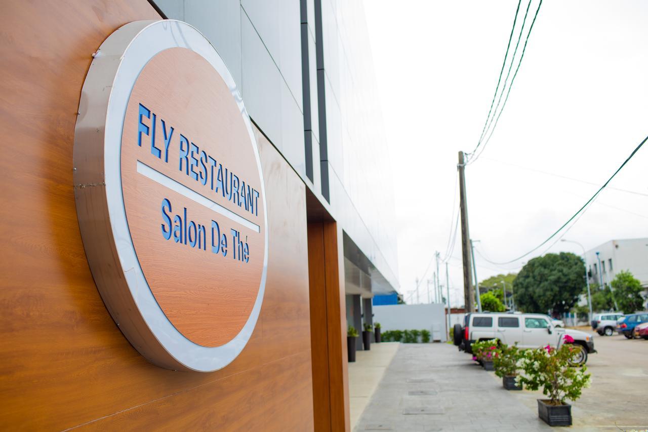 Fly Hotel Libreville Kültér fotó