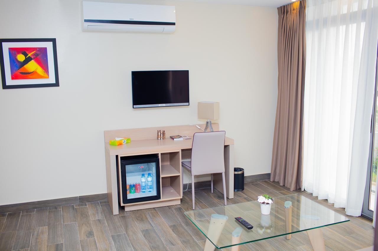 Fly Hotel Libreville Kültér fotó